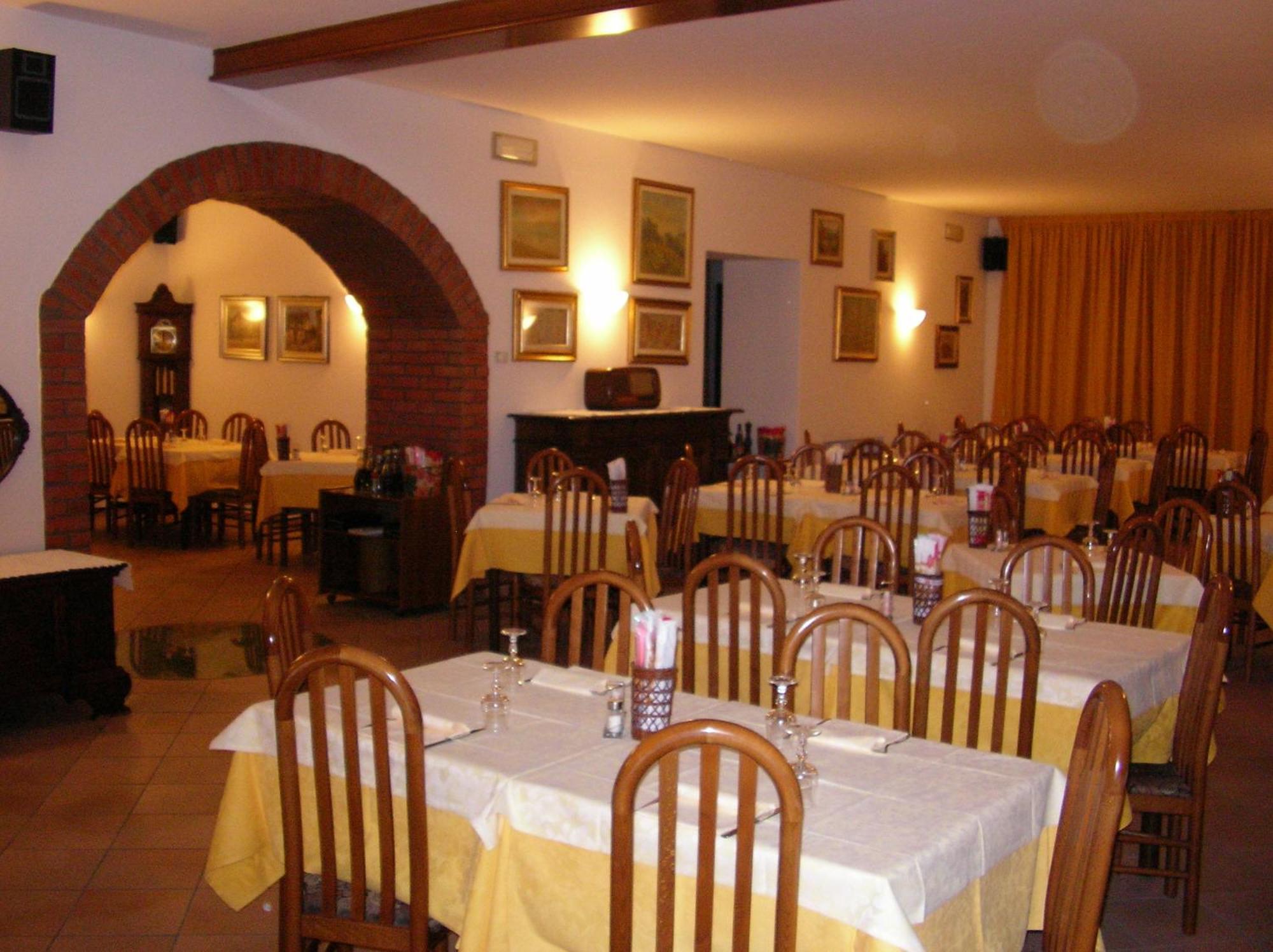 Hotel La Pergola Moniga del Garda Buitenkant foto