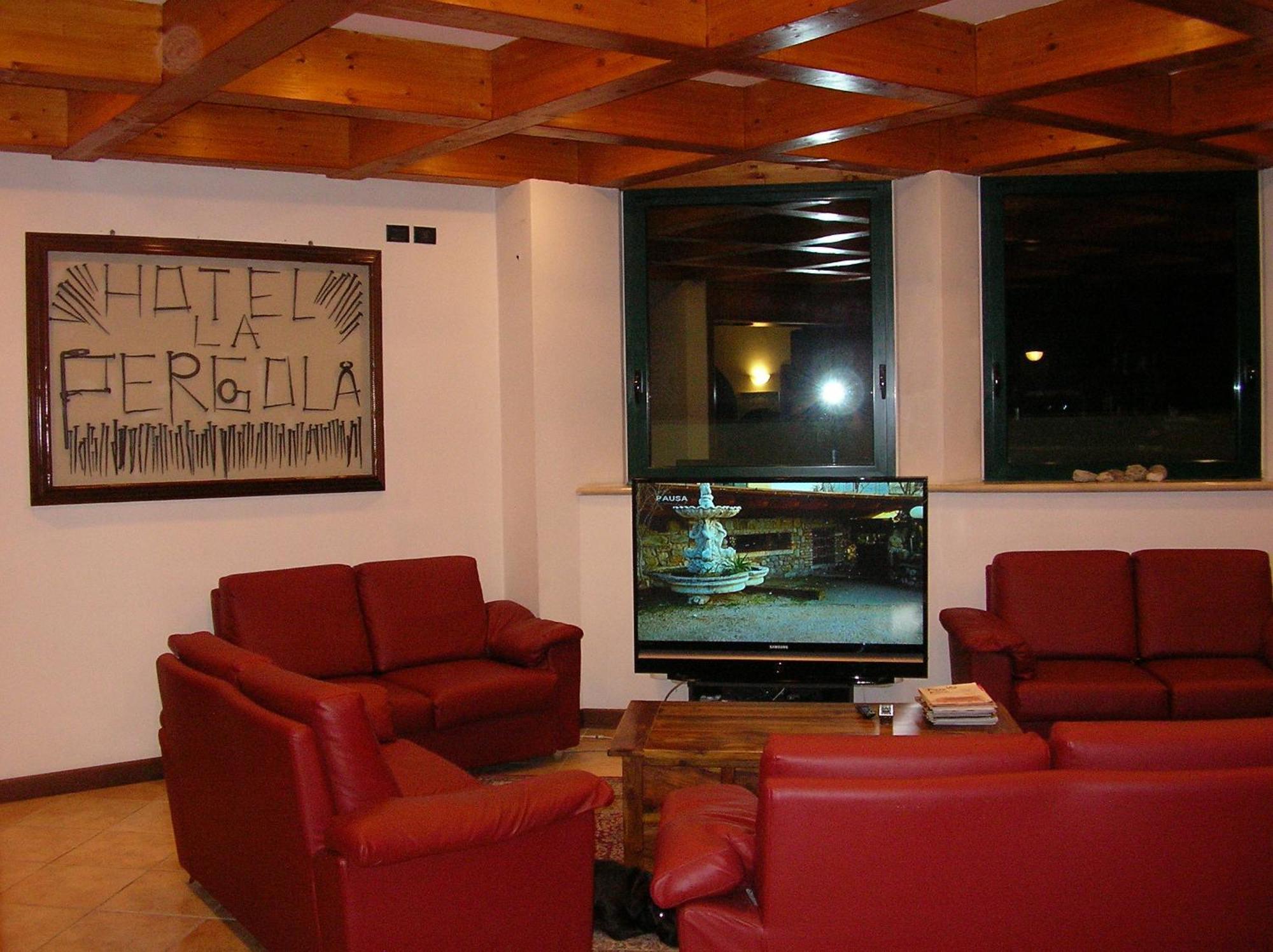 Hotel La Pergola Moniga del Garda Buitenkant foto