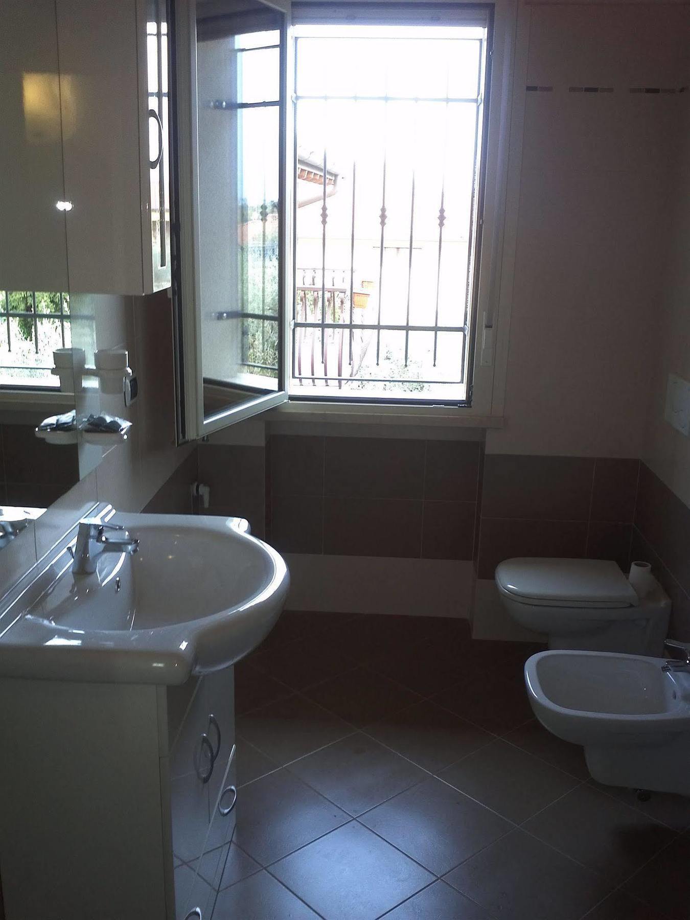 Hotel La Pergola Moniga del Garda Buitenkant foto
